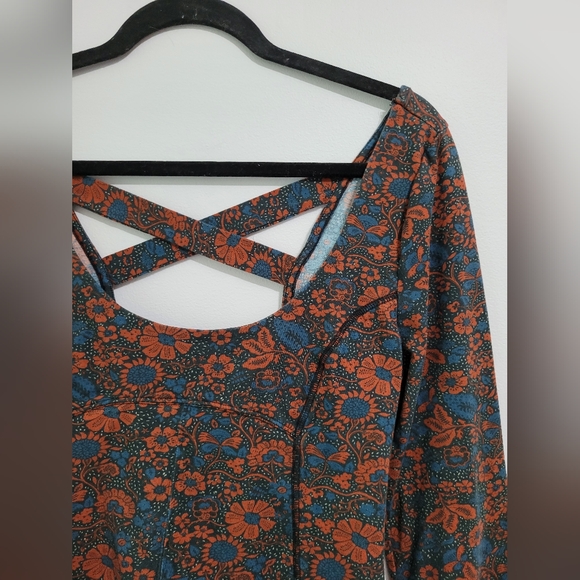 Free People Floral Criss Cross Back Top - Picture 2 of 3
